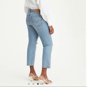 NWT Levi’s Wedgie Fit Straight - 25X26